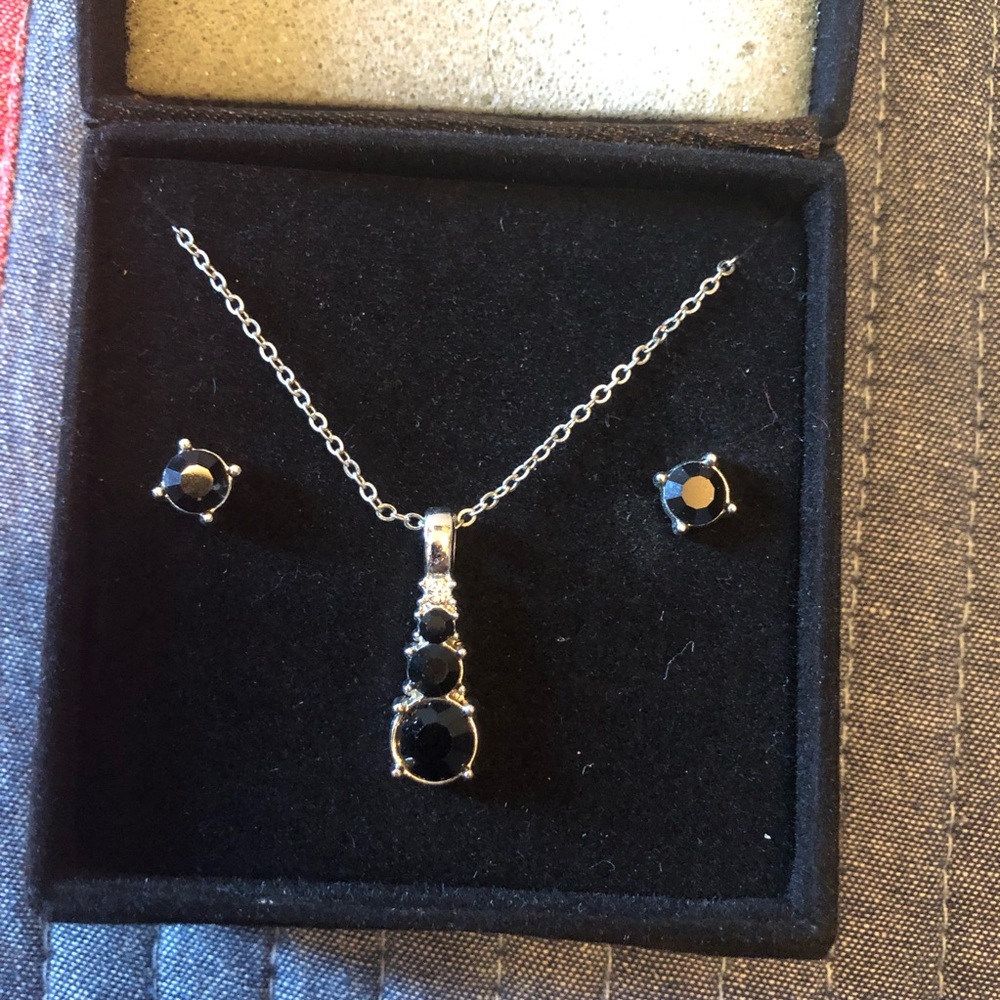 Necklace & Earring Set